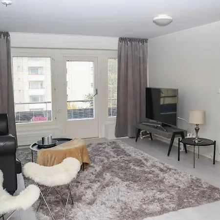 Kotimaailma Penthouse * Лахти
